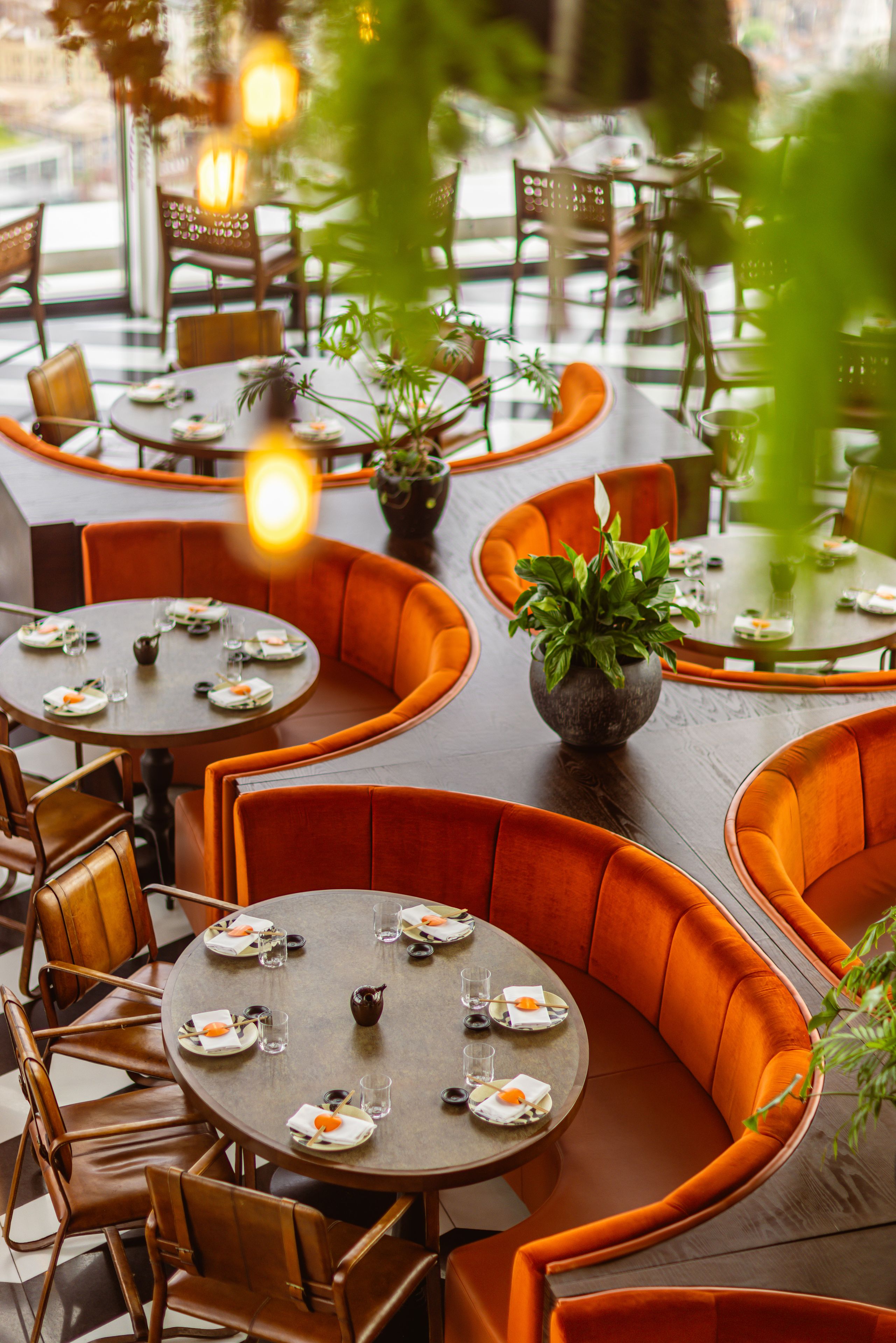 SUSHISAMBA heron tower dining room, overhead tables view