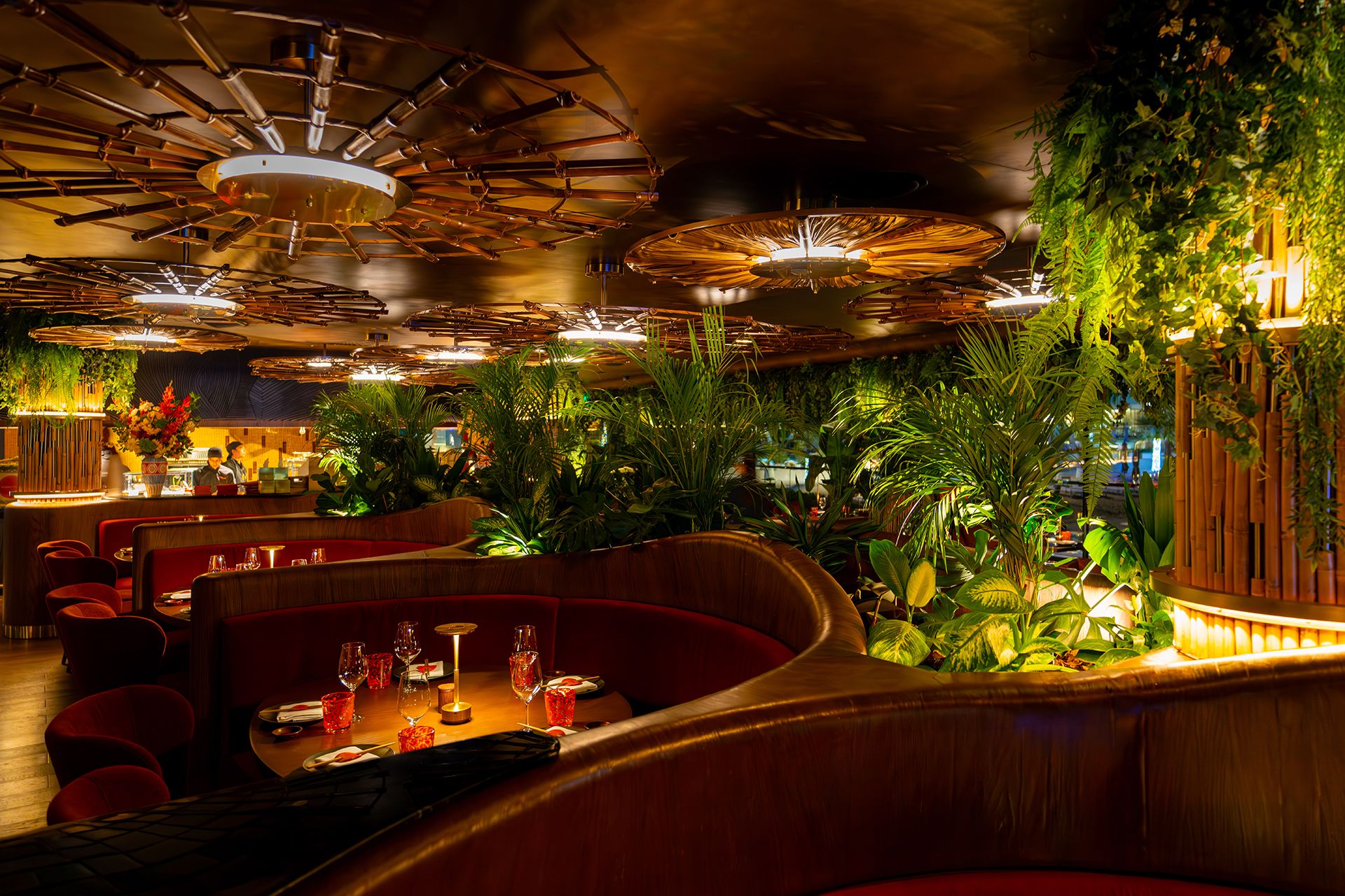 SUSHISAMBA ABU DHABI interior image at night