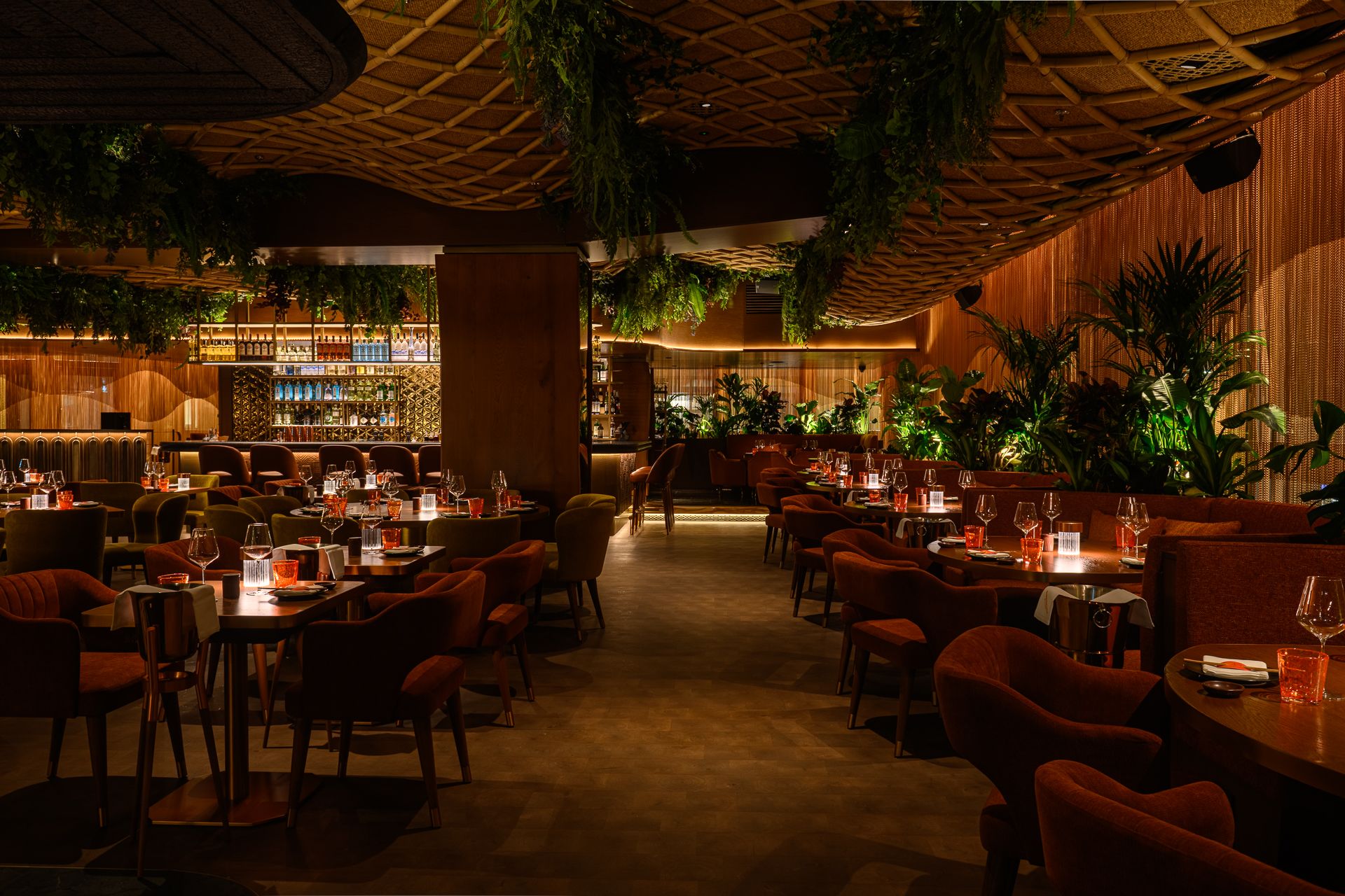 SUSHISAMBA Milan restaurant interior at night