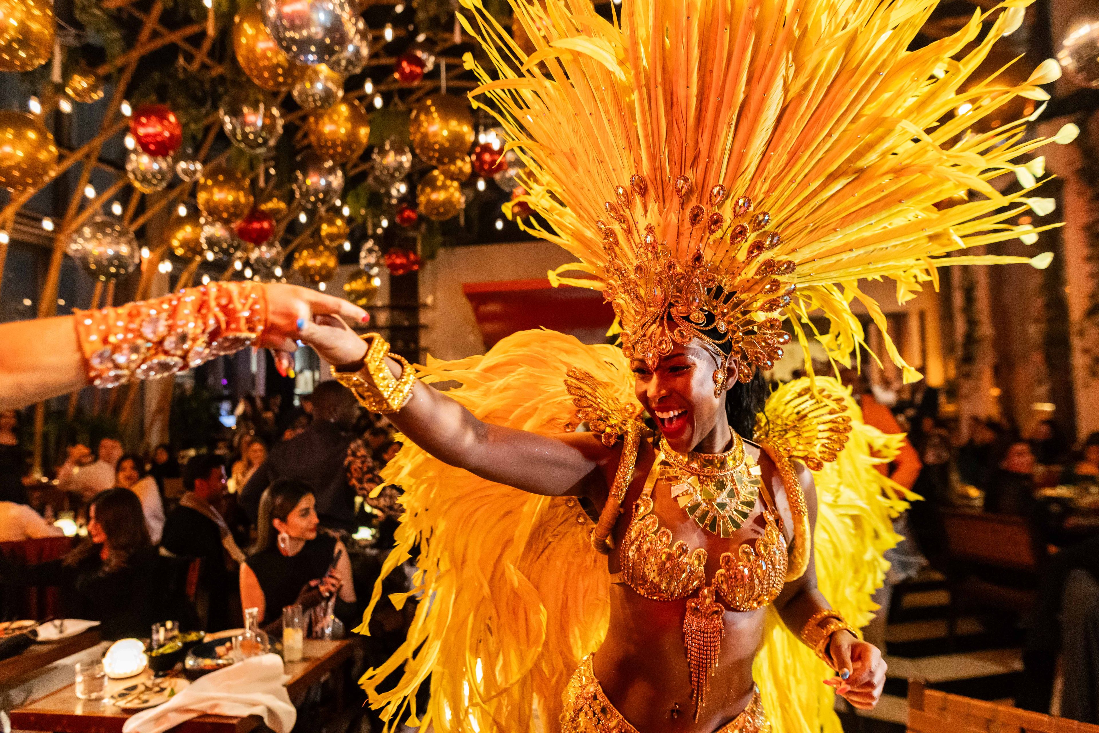 FESTIVE SAMBA DANCER AT SUSHISAMBA HERON TOWER