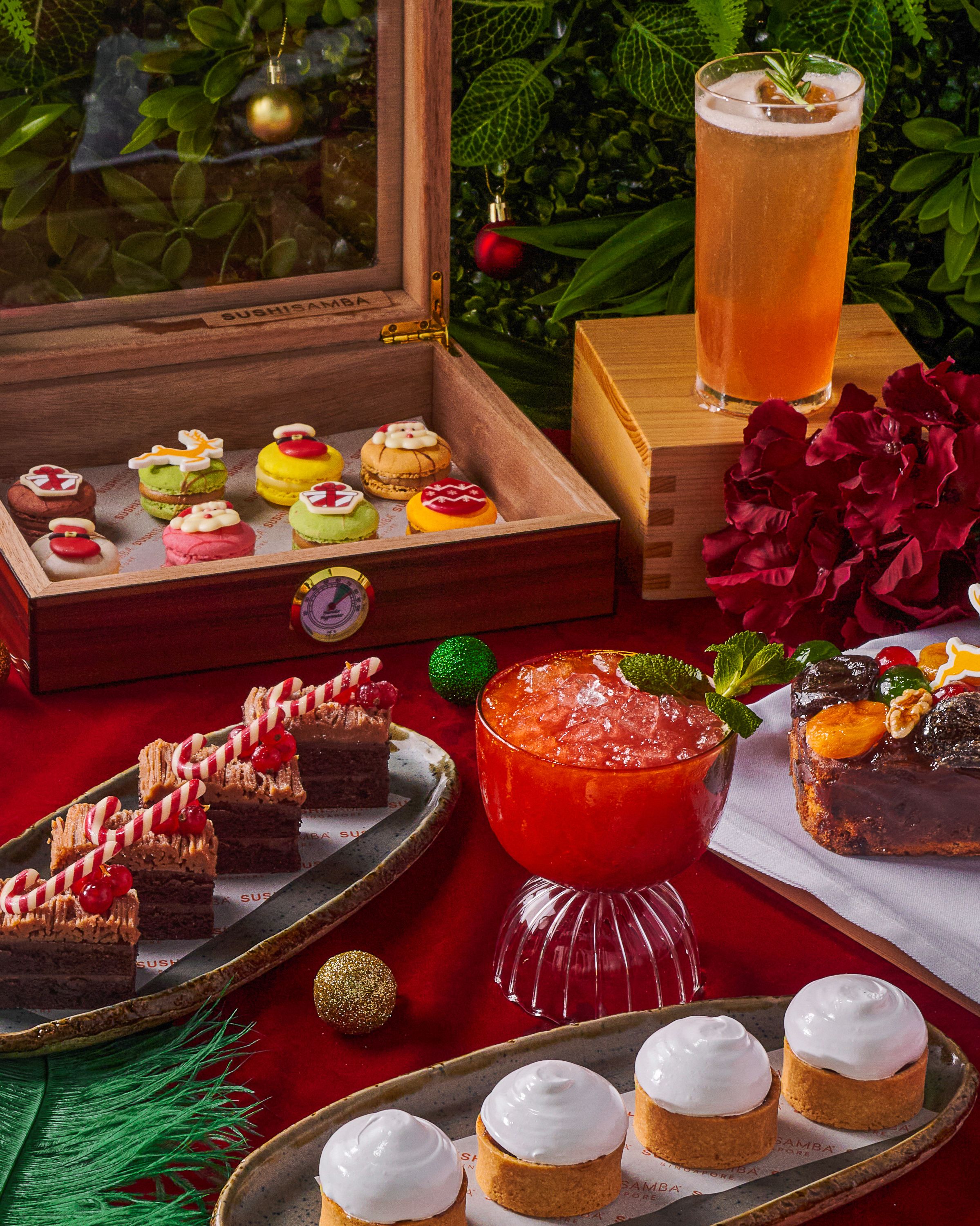 SUSHISAMBA SINGAPORE Christmas brunch - festive dishes with cocktail