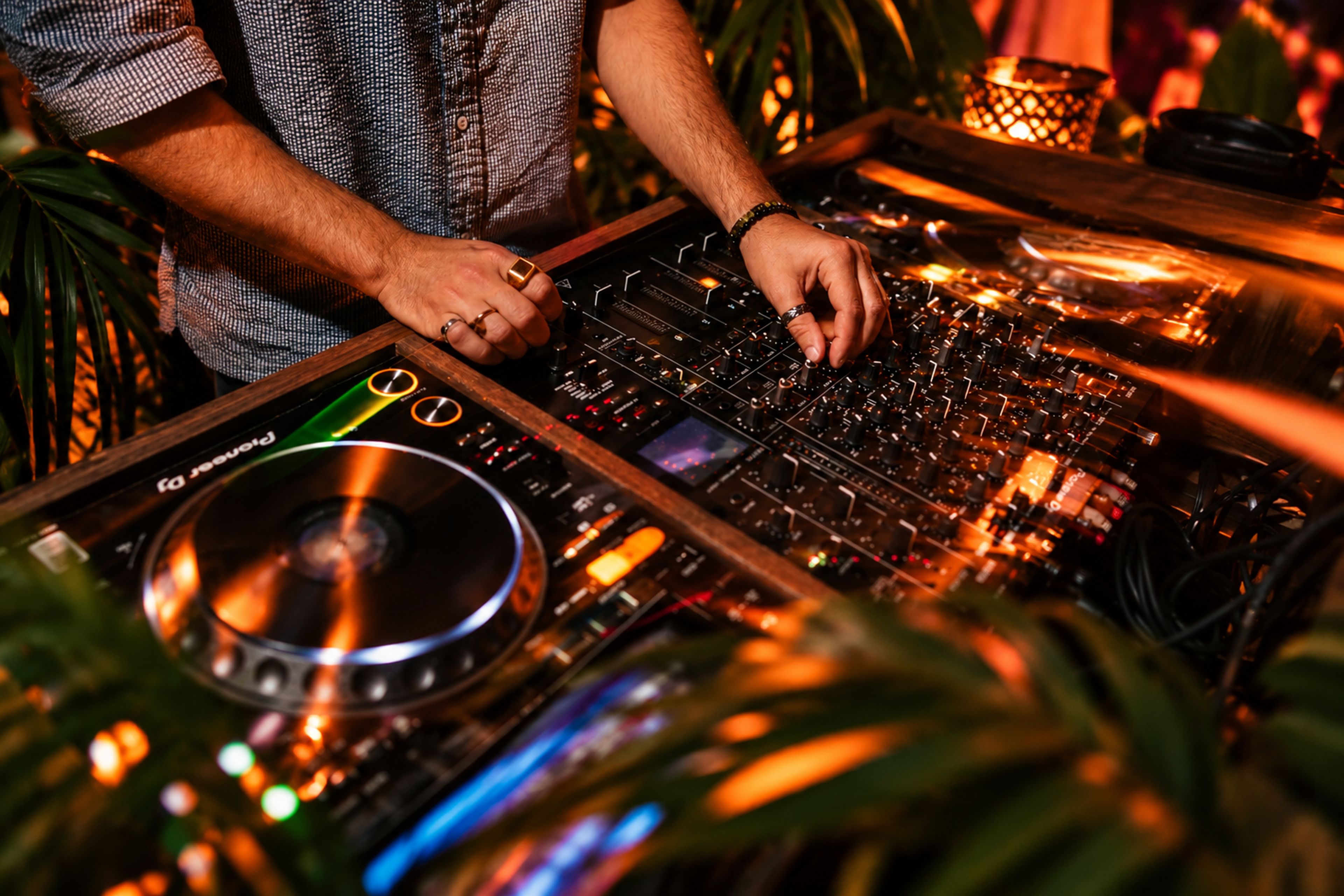 HALLOWEEN PARTY DJ